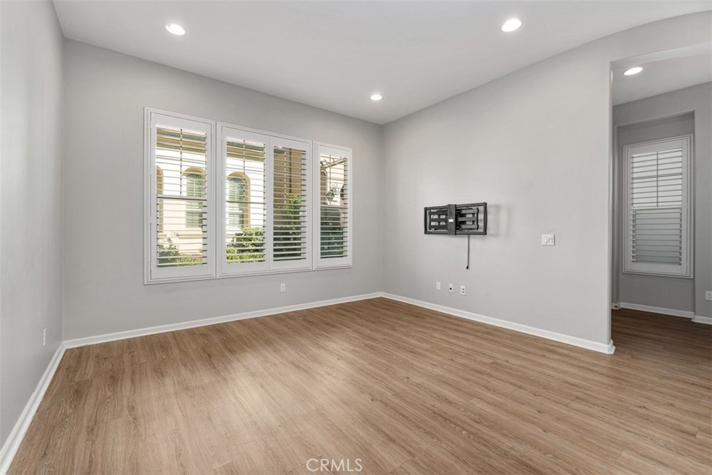 Open Concept Living with Kitchen open to living room! Plantation Shutters & Lots of Natural Light! - 219 Primrose Drive, Lake Forest CA 92610 - photo 6