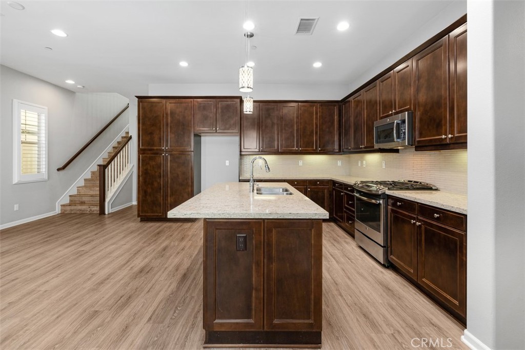 219 Primrose Drive, Lake Forest CA 92610 - photo 10