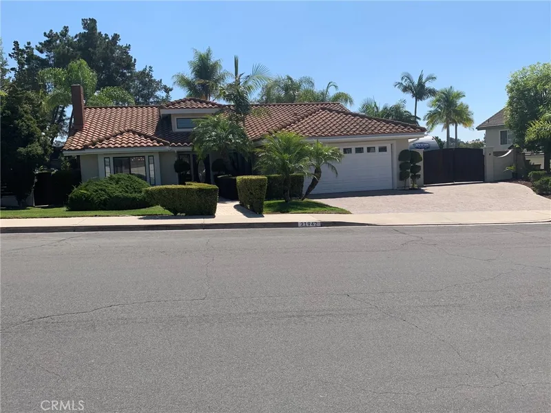 21942 Midcrest, Lake Forest, CA 92630