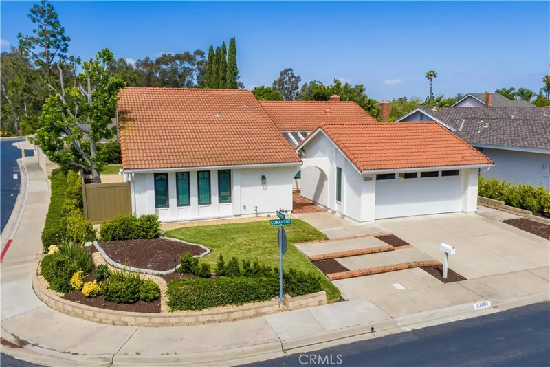 22061 Comanche, Lake Forest, CA 92630