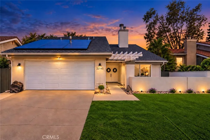 22145 Pheasant Street, Lake Forest