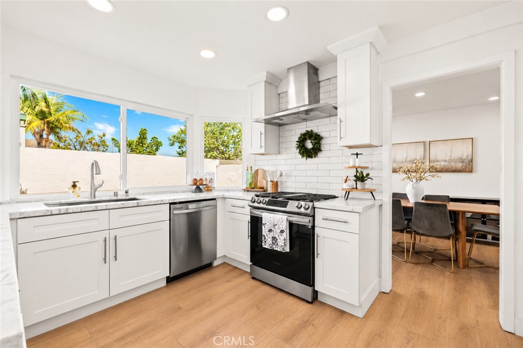 Kitchen - 22145 Pheasant Street, Lake Forest CA 92630 - photo 20