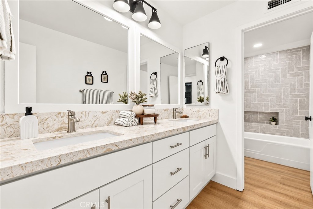 Upstairs Full Bath - 22145 Pheasant Street, Lake Forest CA 92630 - photo 43