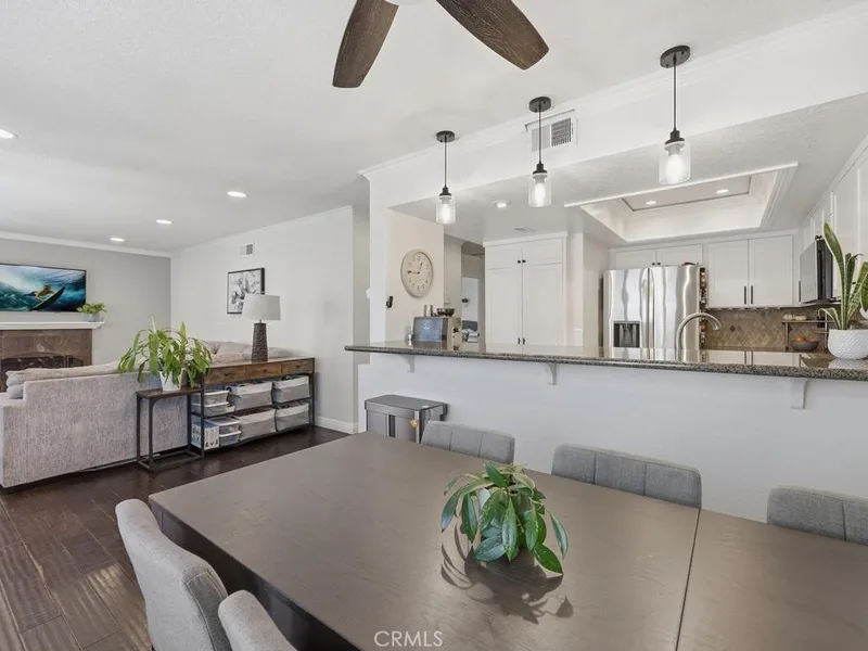 22185 Cedar Pointe, Lake Forest