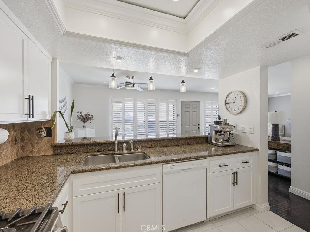 Updated Kitchen with softclose cabinets and drawers. - 22185 Cedar Pointe, Lake Forest CA 92630 - photo 19