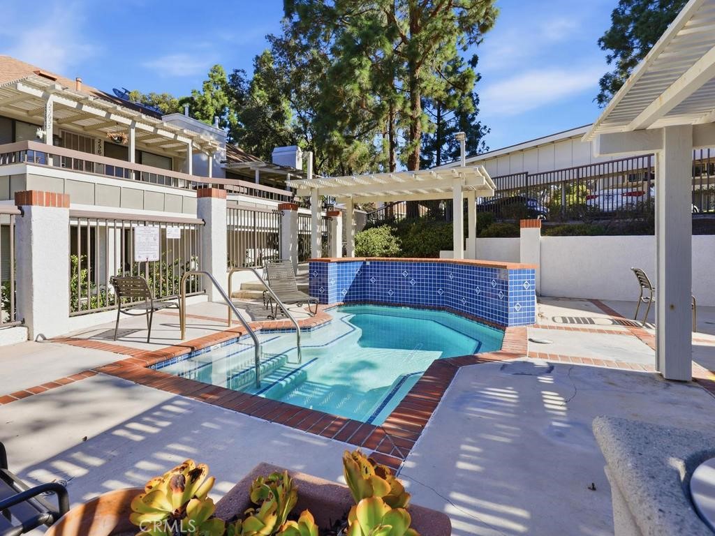 Community Pool - 22185 Cedar Pointe, Lake Forest CA 92630 - photo 31