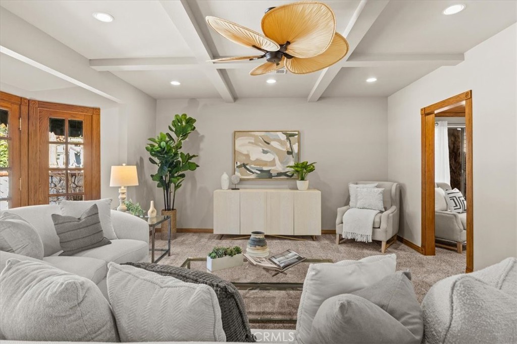 Another view of the spacious living room. Just off to the right is a small bonus room that could make a great home offic - 22212 Shady Rim, Lake Forest CA 92630 - photo 5