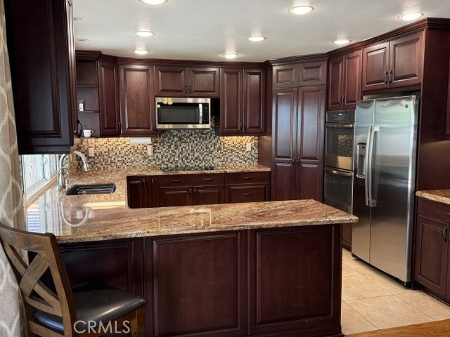 22222 CURRANT CREEK, Lake Forest CA 92630 - photo 2