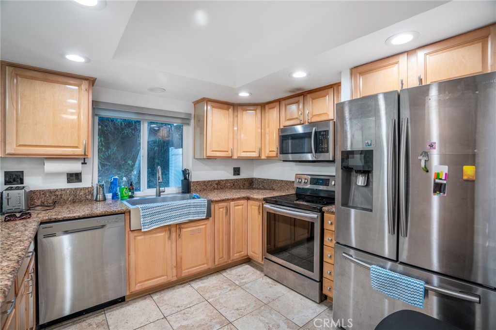22235 Vista Verde, Lake Forest CA 92630 - photo 15