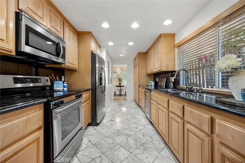 22392 Woodgrove, Lake Forest