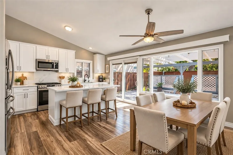22602 Cottonwood Circle, Lake Forest