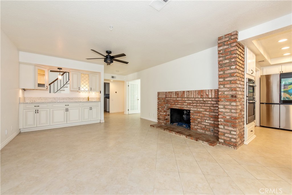 22625 Wood Shadow, Lake Forest CA 92630 - photo 5