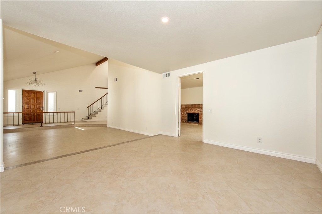 22625 Wood Shadow, Lake Forest CA 92630 - photo 9