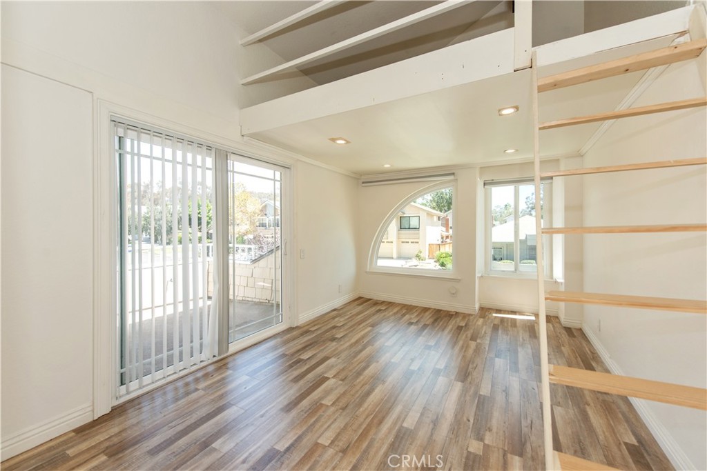22625 Wood Shadow, Lake Forest CA 92630 - photo 23