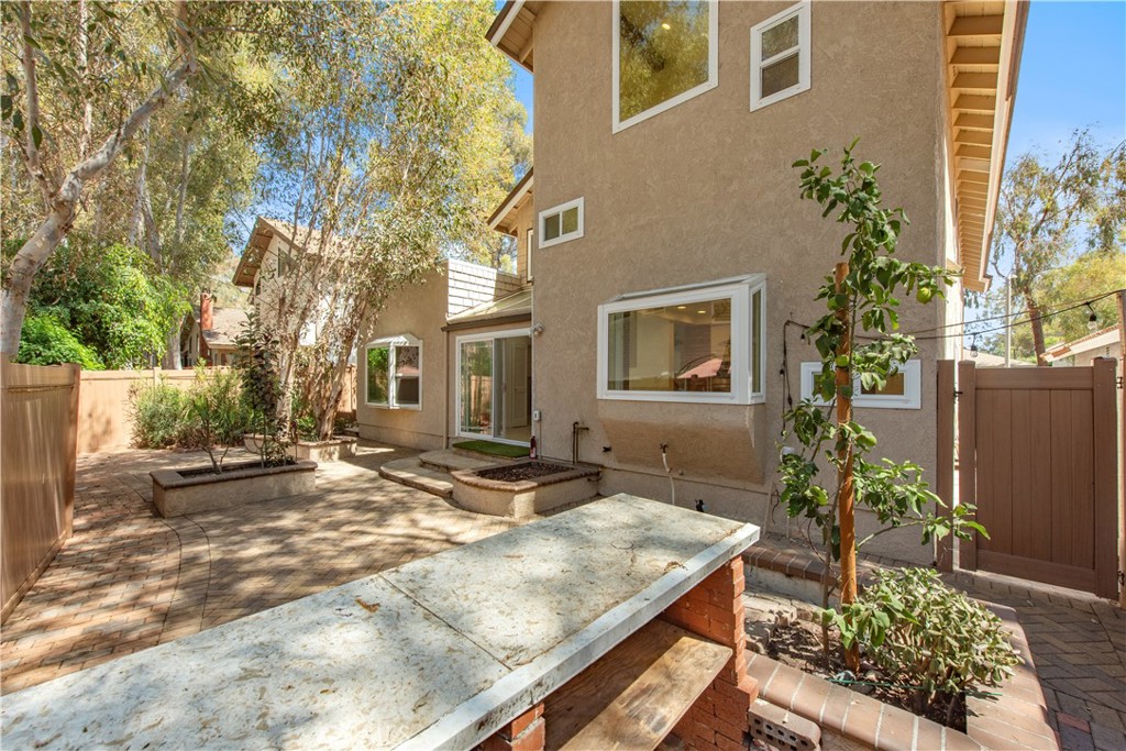 22625 Wood Shadow, Lake Forest CA 92630 - photo 39