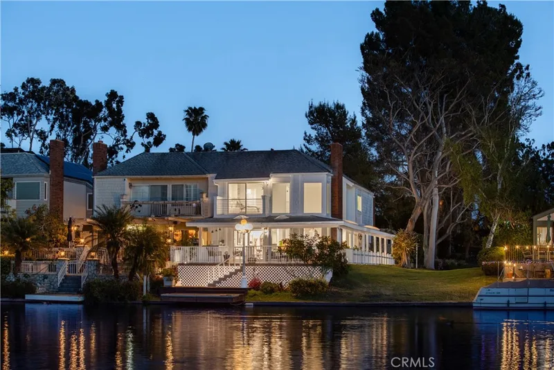 22645 Spring Lake Lane, Lake Forest, CA 92630
