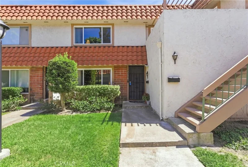 22754 Madrid, Lake Forest, CA 92630