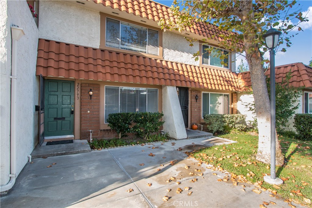 Welcome to this beautifully Tree-Lined Community! - 22793 Malaga, Lake Forest CA 92630 - photo 1