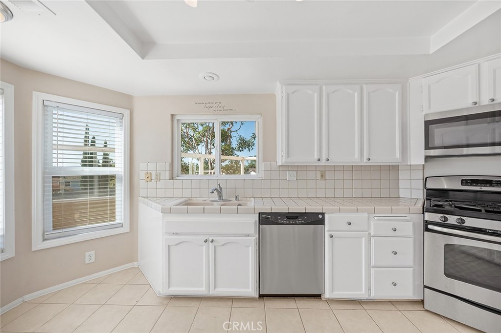 22845 Orchid Creek Lane, Lake Forest CA 92630 - photo 6