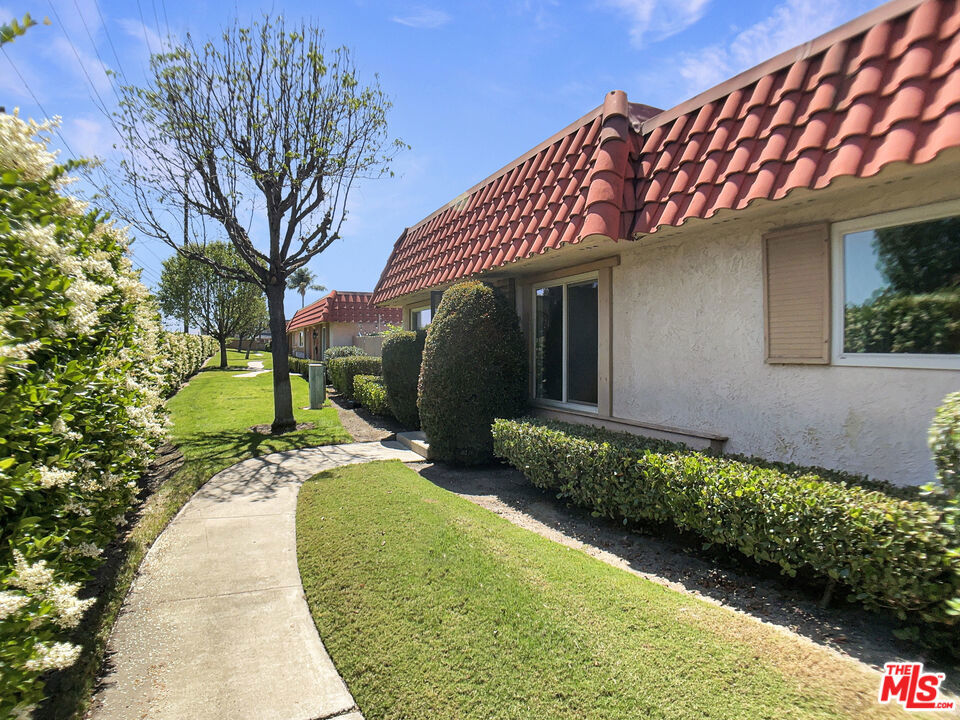 22862 Bonita Lane, Lake Forest CA 92630 - photo 1