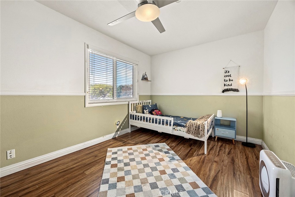 2nd bedroom - 22946 Moonstone, Lake Forest CA 92630 - photo 17