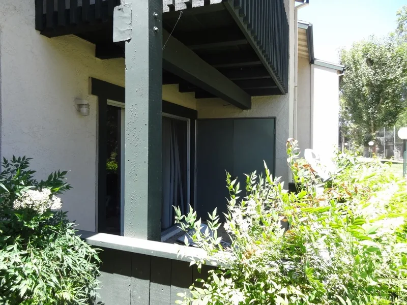 23256 Orange Avenue 3, Lake Forest