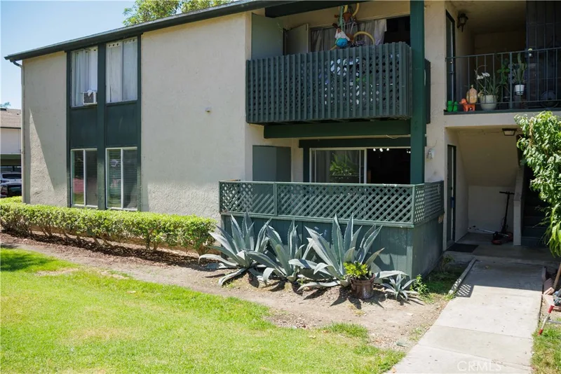 23266 Orange 1, Lake Forest