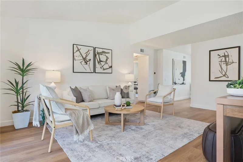 23280 Orange 6, Lake Forest