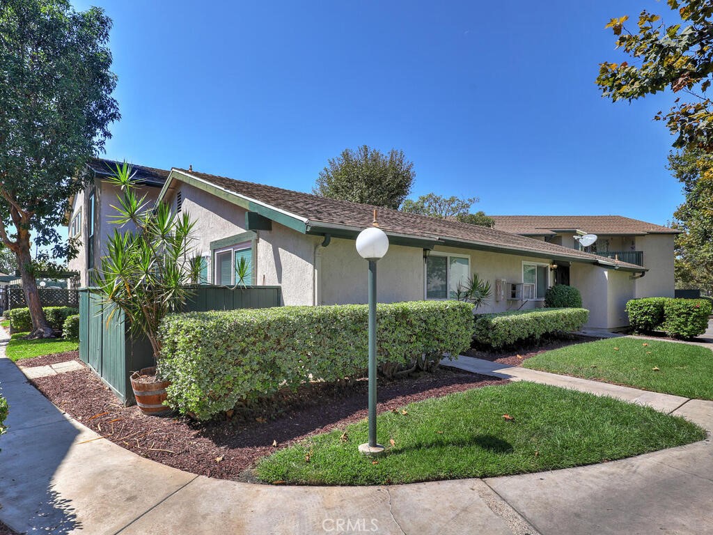 23294 Orange, 1, Lake Forest CA 92630 - photo 1