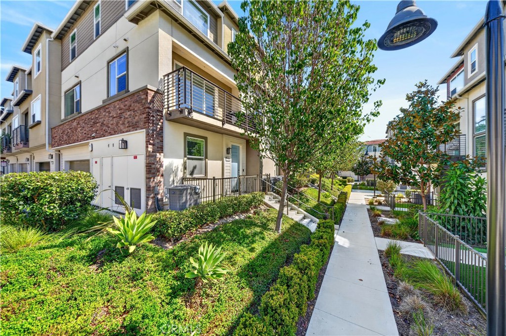 233 Carmona, Lake Forest CA 92630 - photo 31