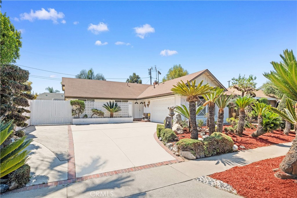 23312 La Vaca, Lake Forest CA 92630 - photo 1