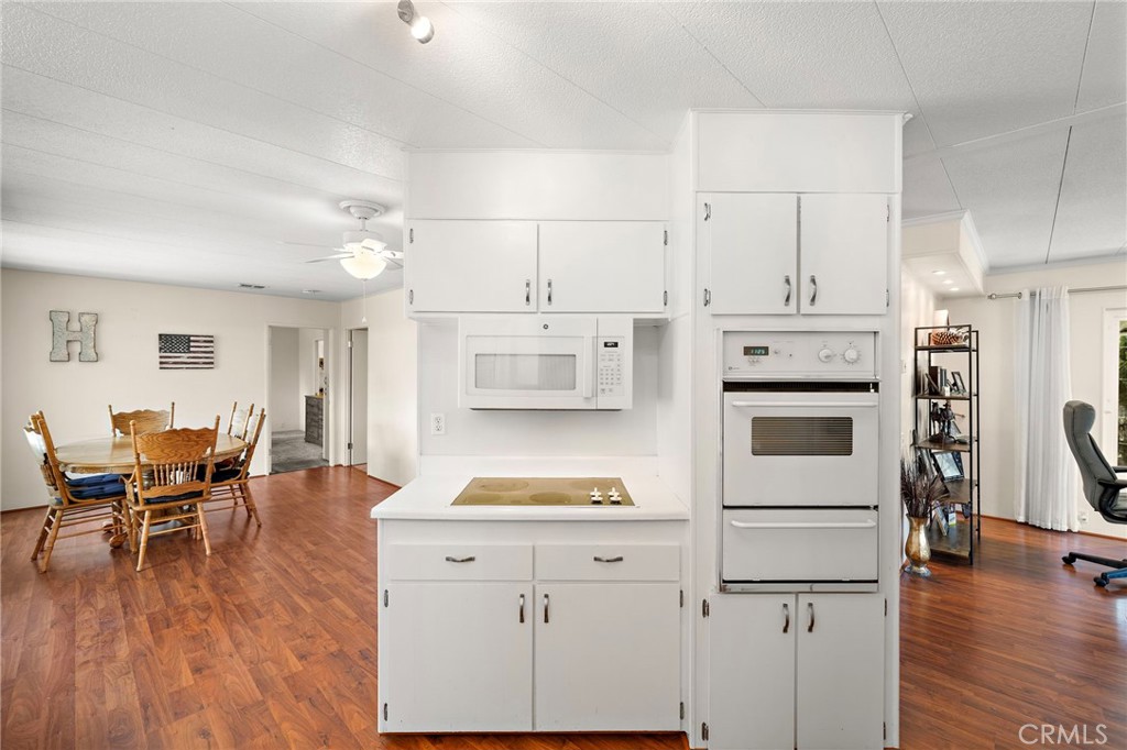 24001 Muirlands Boulevard 122, Lake Forest CA 92630 - photo 27
