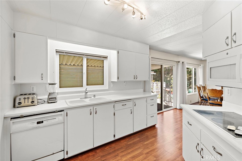 24001 Muirlands Boulevard 122, Lake Forest CA 92630 - photo 28