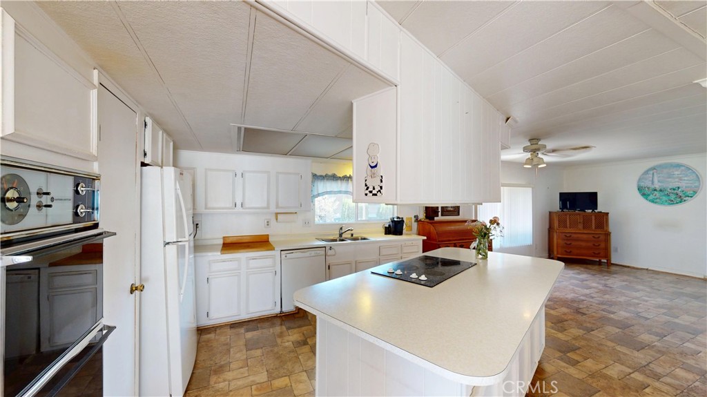 24001 Muirlands Boulevard 246, Lake Forest CA 92630 - photo 15