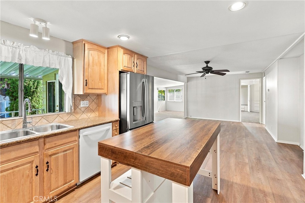 24001 Muirlands Boulevard 440, Lake Forest CA 92630 - photo 5