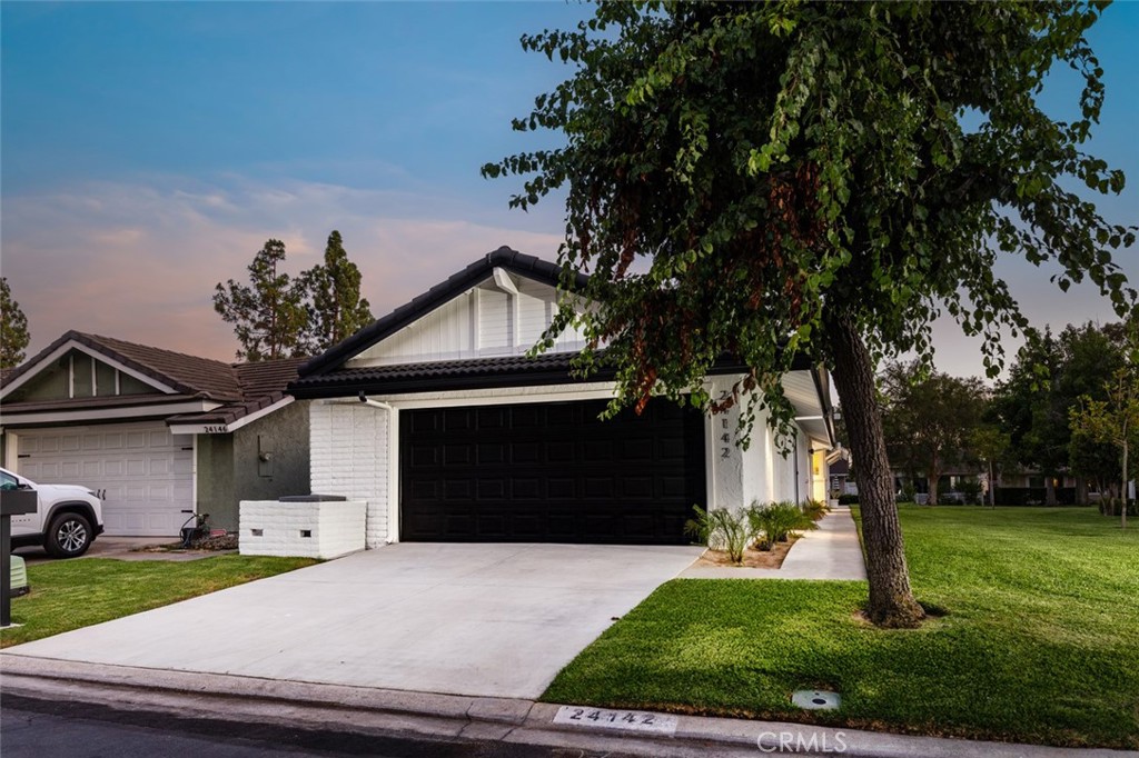 24142 Minnetonka Lane, Lake Forest CA 92630 - photo 2