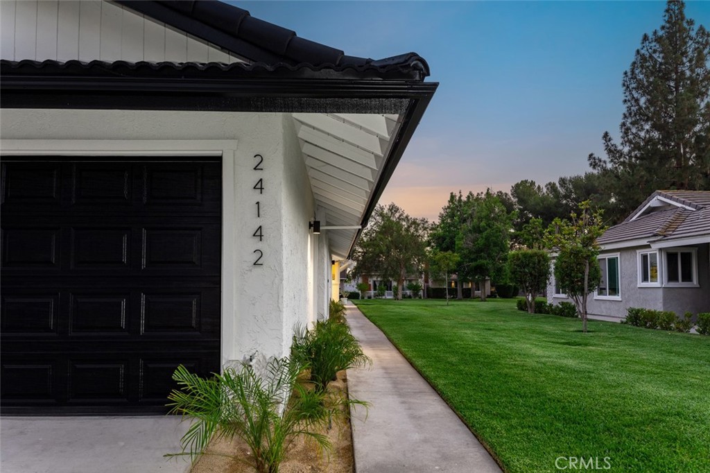 24142 Minnetonka Lane, Lake Forest CA 92630 - photo 3