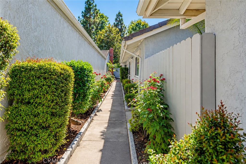 24298 Toledo, Lake Forest CA 92630 - photo 16