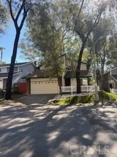 24362 Woodwalk, Lake Forest, CA 92630