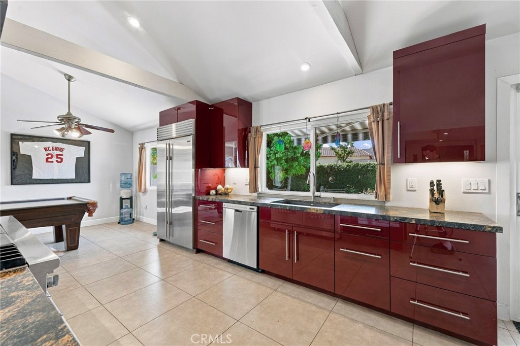 24382 Corta Cresta, Lake Forest CA 92630 - photo 14