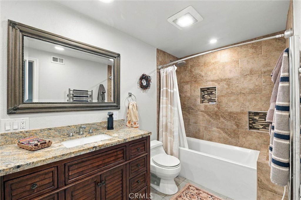 Remodeled Jack n Jill bath with Grohe push button plumbing - 24382 Corta Cresta, Lake Forest CA 92630 - photo 15