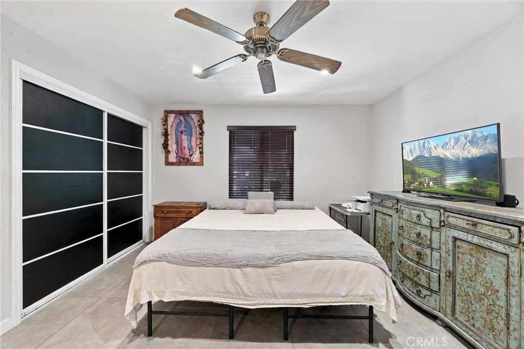 Secondary bedroom - 24382 Corta Cresta, Lake Forest CA 92630 - photo 17