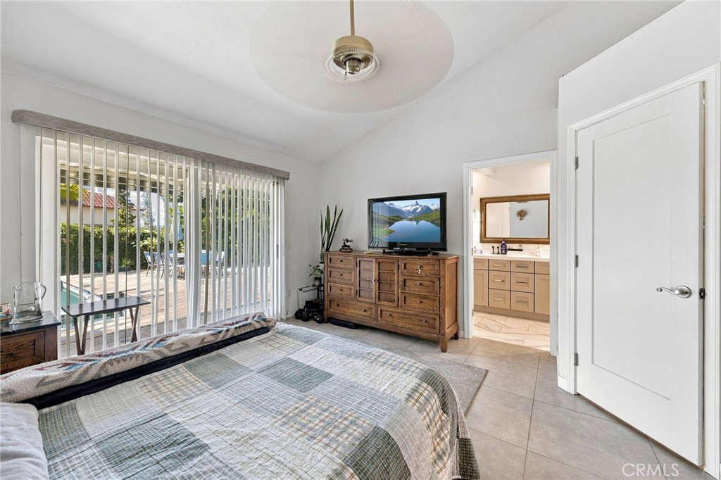 24382 Corta Cresta, Lake Forest CA 92630 - photo 19