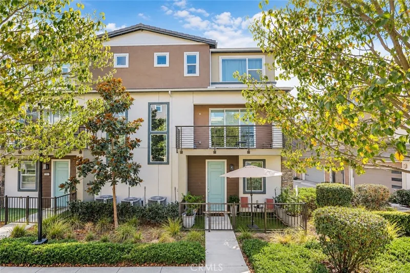244 Siena, Lake Forest
