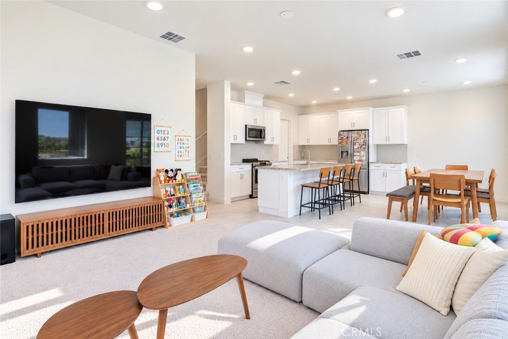 244 Siena, Lake Forest CA 92630 - photo 6