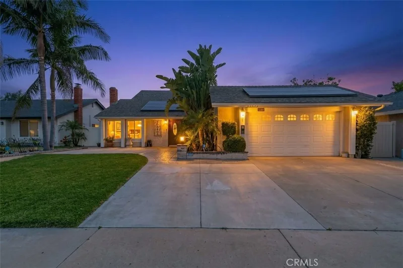 24462 Redlen, Lake Forest