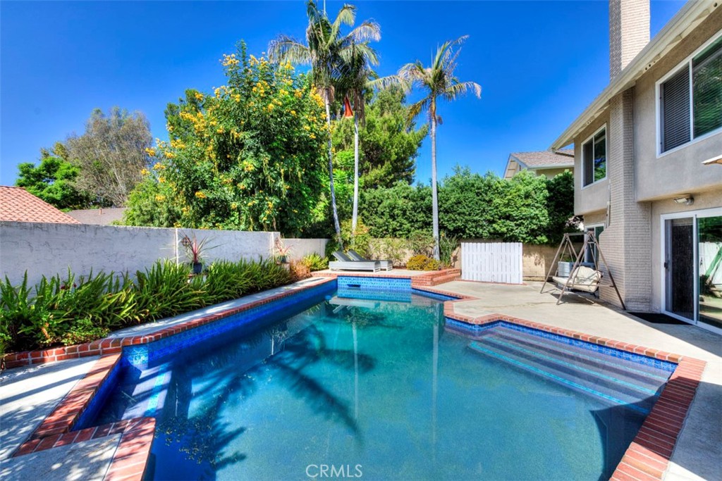 24532 Via Tonada, Lake Forest CA 92630 - photo 5