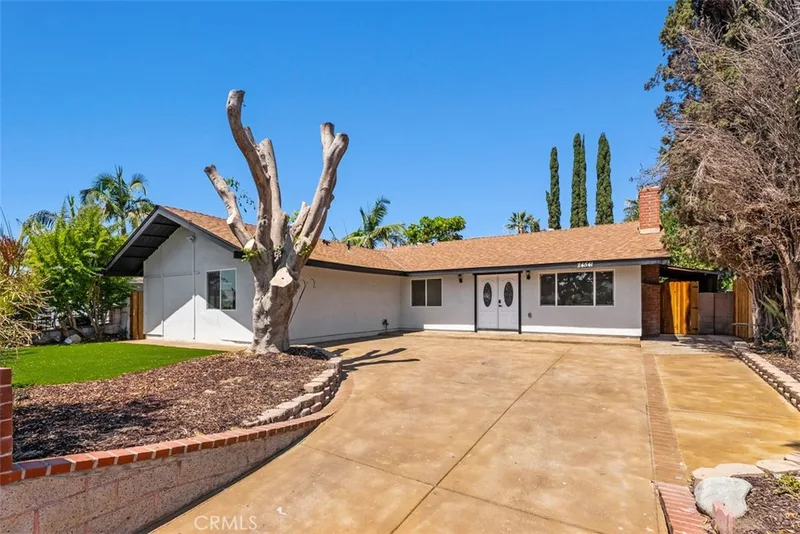 24543 Penfield, Lake Forest