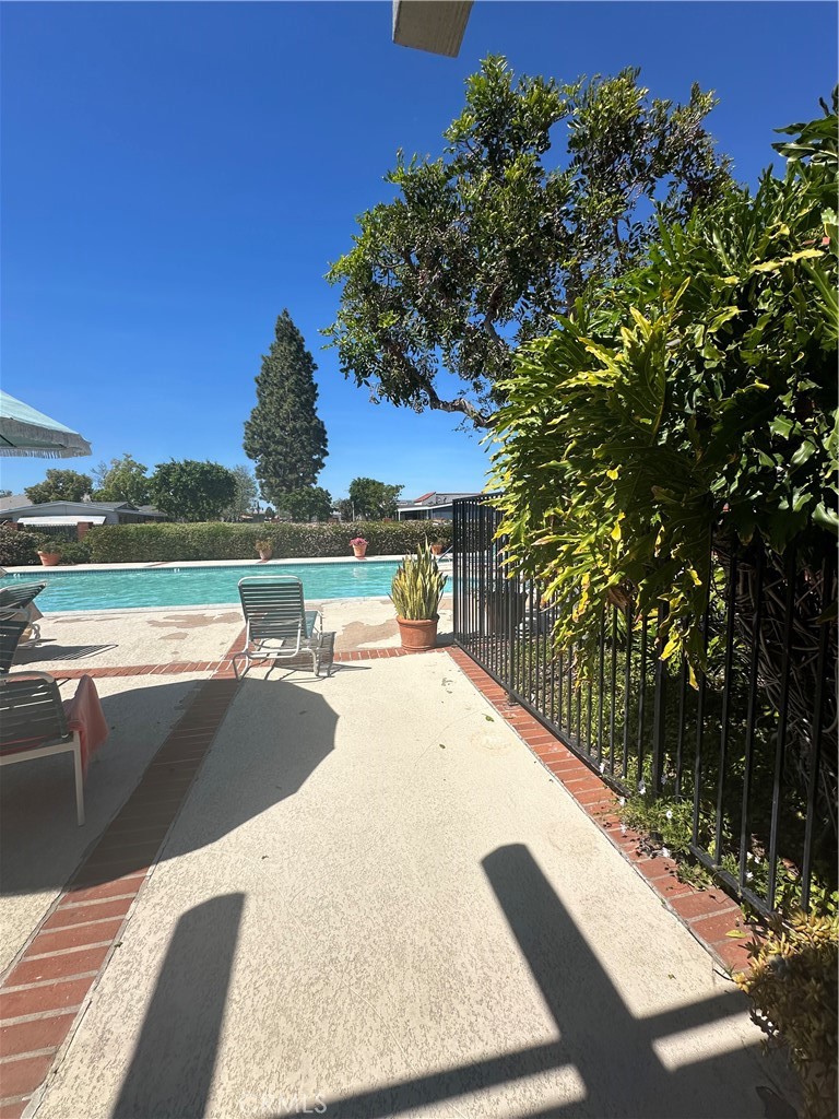 community pool - 24701 Raymond 195, Lake Forest CA 92630 - photo 23
