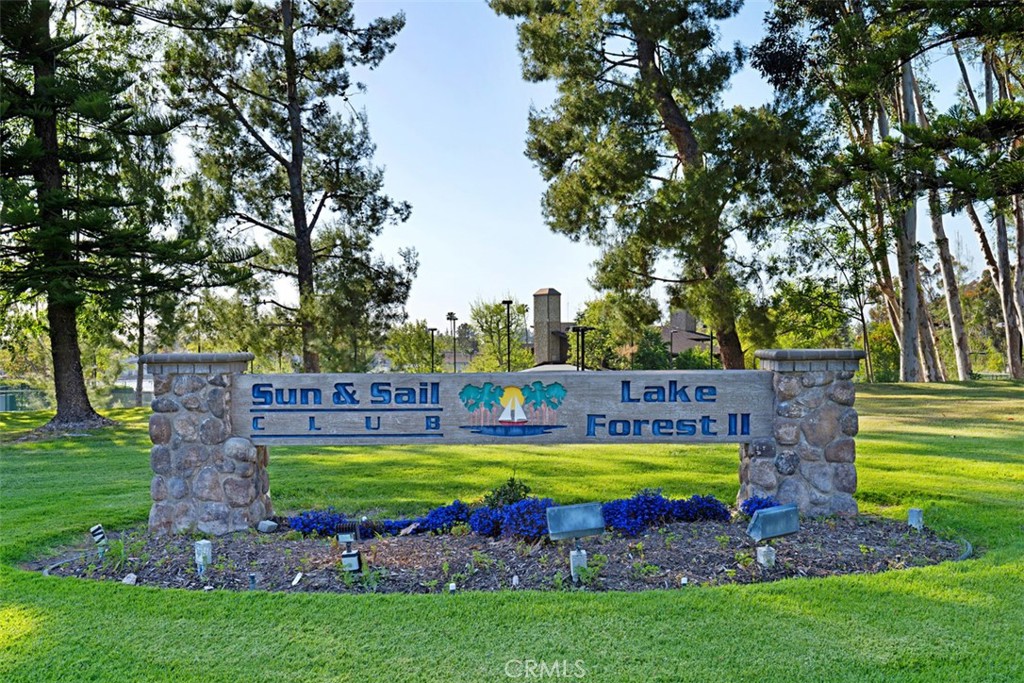The Sun & Sail Club has plenty of sports courts, pickleball, tennis & basketball, pools, gym, clubhouse & beach volleyba - 24712 Via Del Rio, Lake Forest CA 92630 - photo 36